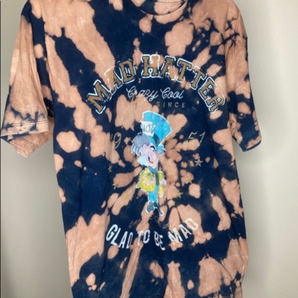 Disney Mad Hatter Custom Short Sleeve T-Shirt Size Medium
